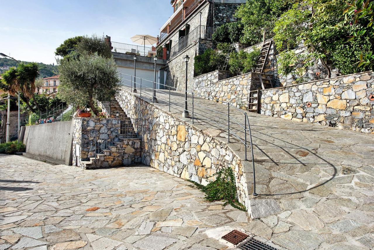 Esclusiva Terrazza Vista Porto Apartman Varazze Kültér fotó